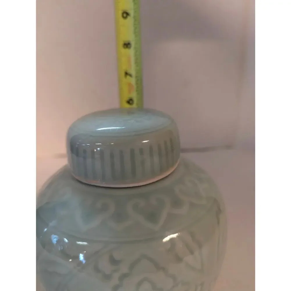 Vintage Chinese Celadon Ginger Jar Chinoiserie Pale Green Ceramic Urn Vase 6